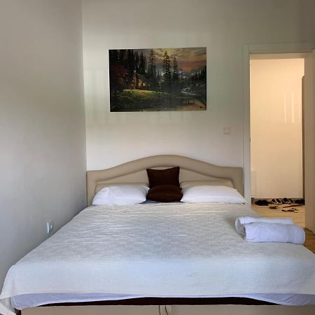 Royal Residence Apartmani Панчево Экстерьер фото