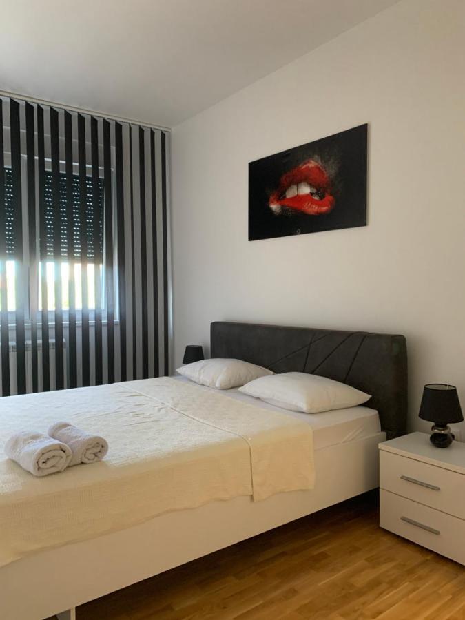 Royal Residence Apartmani Панчево Экстерьер фото